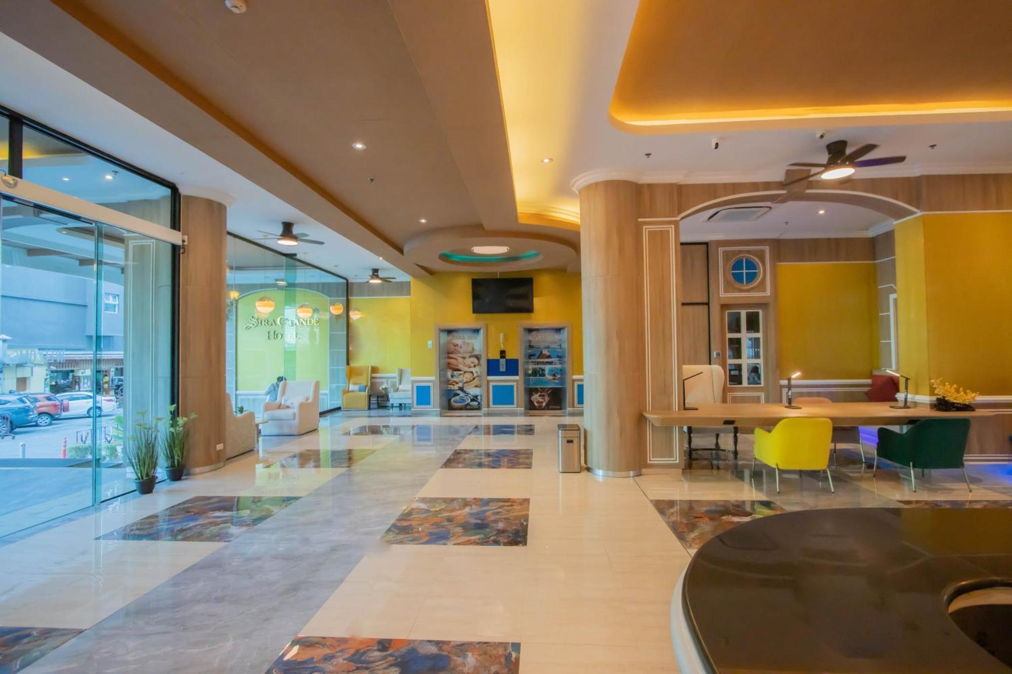 Sira Grande Hotel & Spa Patong Exterior foto