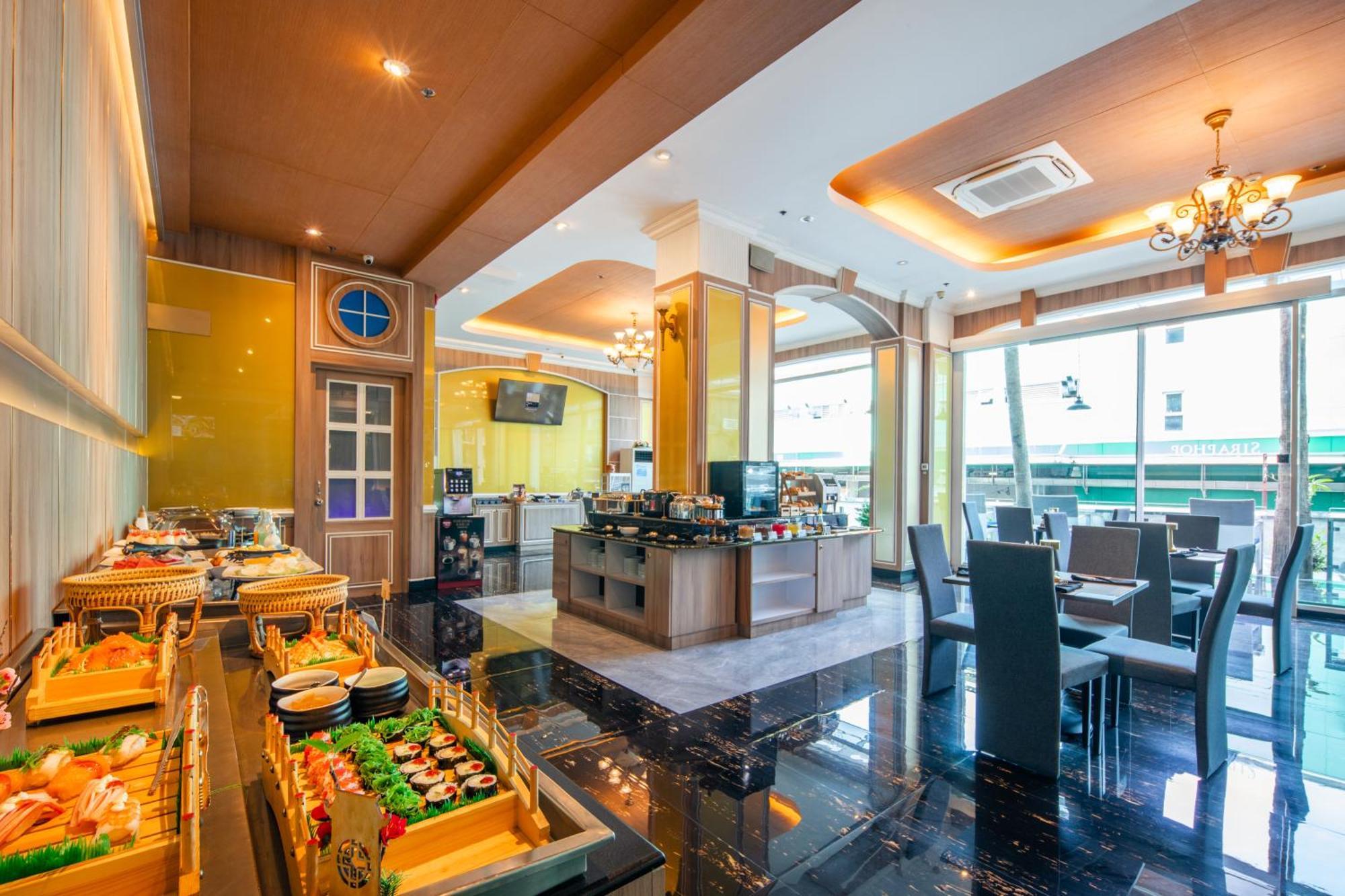 Sira Grande Hotel & Spa Patong Exterior foto